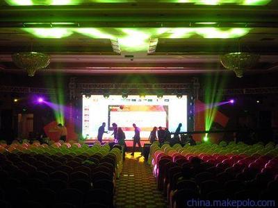 北京給力舞臺(tái)燈光音響出租中心 專(zhuān)業(yè)設(shè)備，助力精彩舞臺(tái)